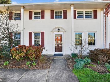 2515 N Dearing Street