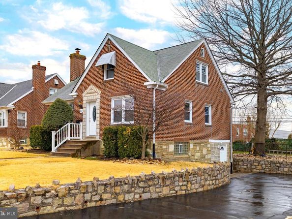 8109 Bradford Street, Philadelphia PA 19152