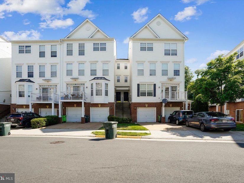 13514 Davinci Lane 61, Herndon VA 20171