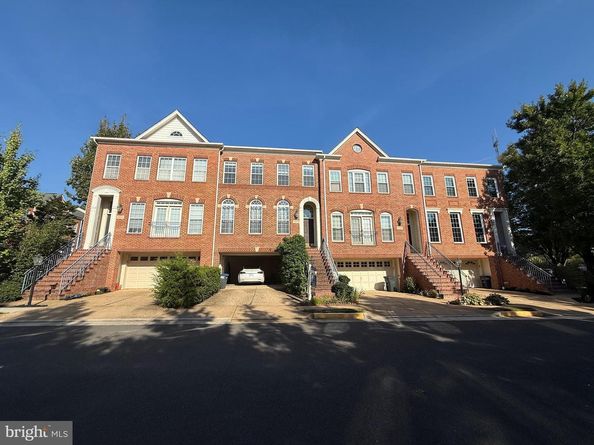 2833 Grace Forest Place, Vienna VA 22180
