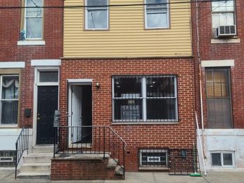 725 Tree Street