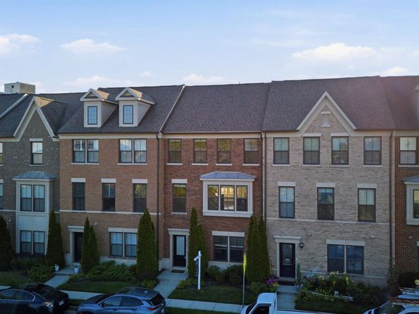 3714 Powell Lane, Falls Church VA 22041
