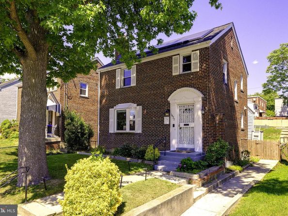 1822 41st Place SE, Washington DC 20020