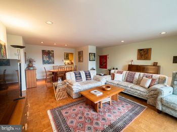 309 Florence Avenue