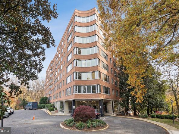4200 Cathedral Avenue NW 815, Washington DC 20016