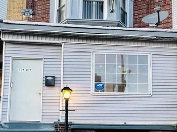 1727 W Pacific Street