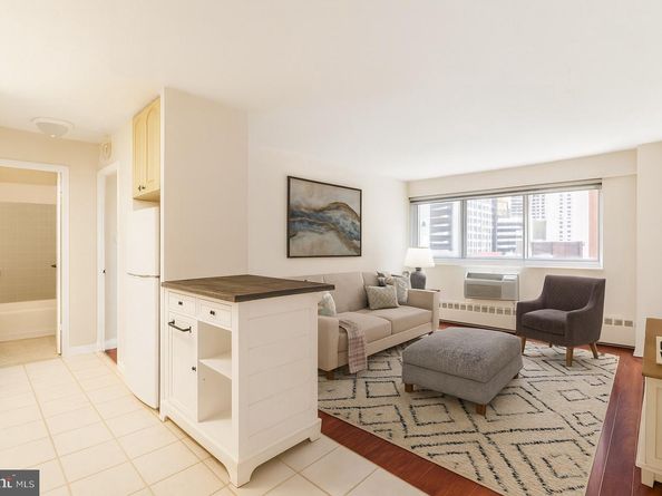 2101 Chestnut Street 719, Philadelphia PA 19103