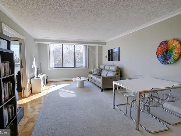 5225 Pooks Hill Road 121N, Bethesda MD 20814