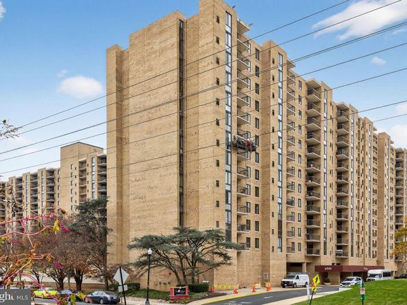 4500 S Four Mile Run Drive 314, Arlington VA 22204