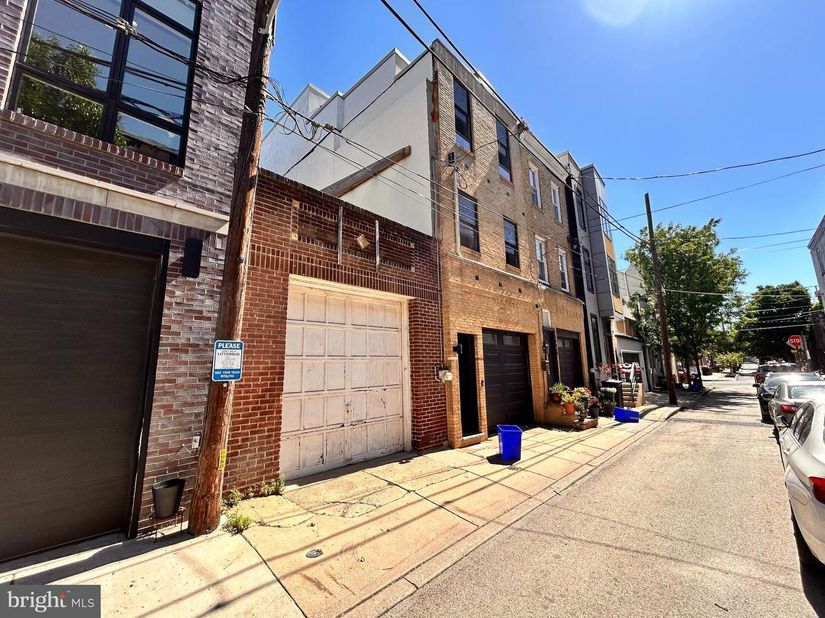 1213 Annin Street, Philadelphia PA 19147