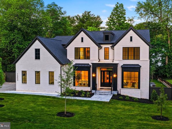 1303 Elsinore Avenue, Mclean VA 22102