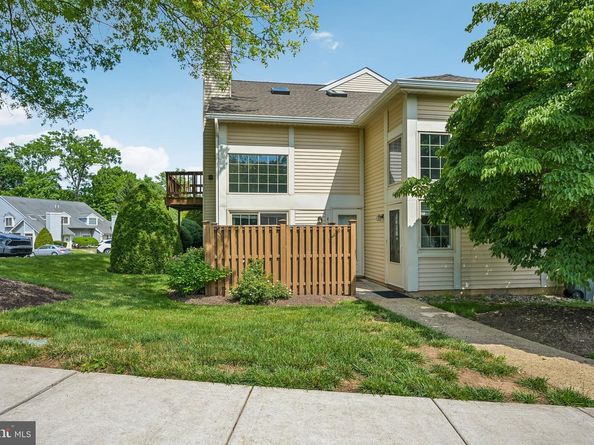418 Brown Briar Circle, Horsham PA 19044