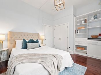 238 S 13TH