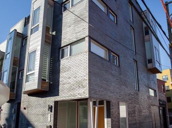 301 Brown Street