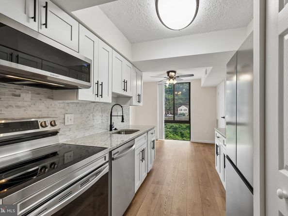 4500 S Four Mile Run Drive 529, Arlington VA 22204