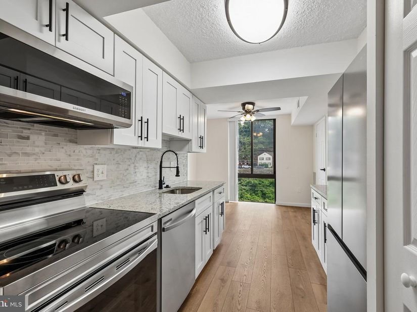 4500 S Four Mile Run Drive 529, Arlington VA 22204