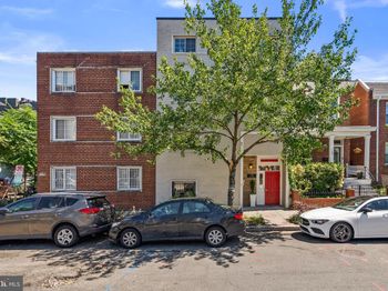 718 Park Road NW