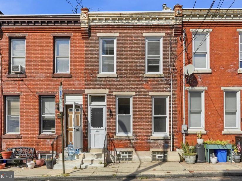 2945 W Harper Street, Philadelphia PA 19130
