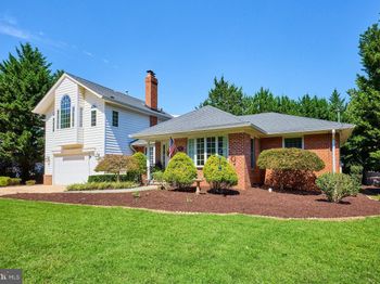 3032 Crane Drive