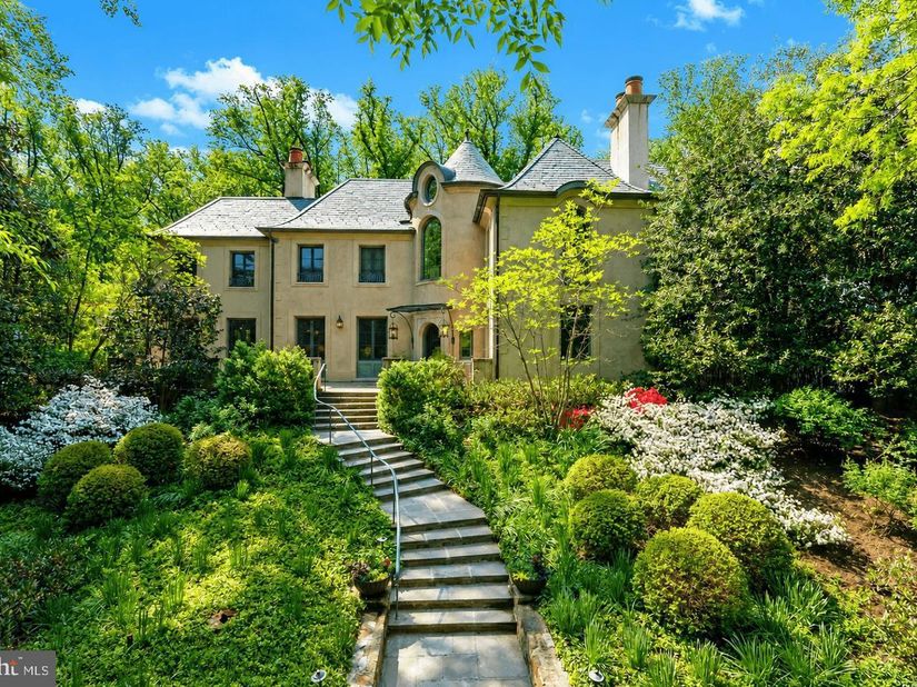 4500 NW Garfield Street NW, Washington DC 20007