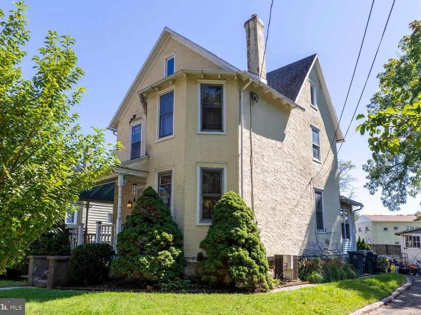 127 Central Avenue, Glenside PA 19038
