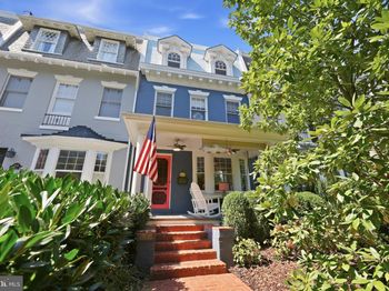 2828 27TH Street NW