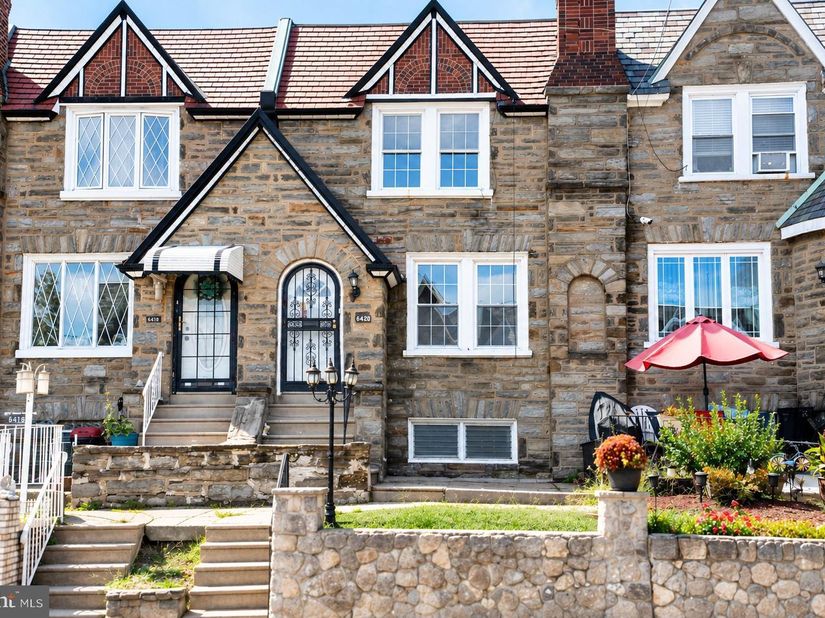 6420 N 15TH Street, Philadelphia PA 19126