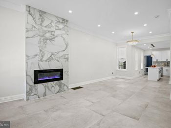 2439 N 15TH
