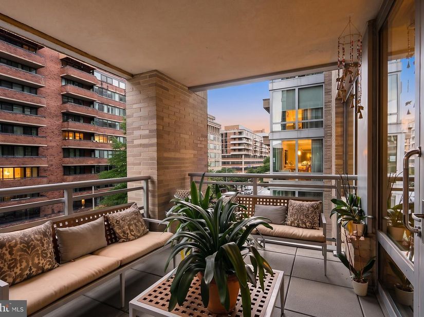 1111 23rd Street NW 4F, Washington DC 20037