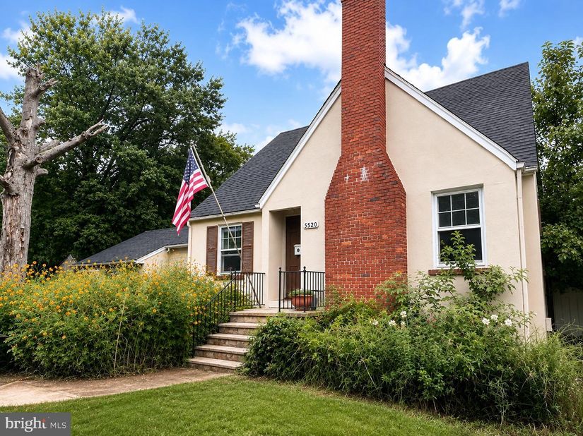5520 Dawes Avenue, Alexandria VA 22311