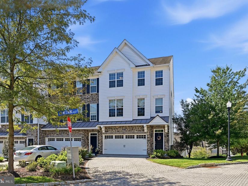 121 Corvus Circle, Media PA 19063
