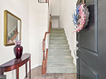 121 Corvus Circle