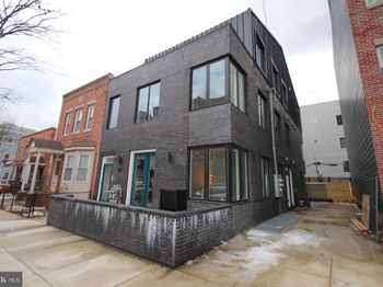 810 N Uber Street