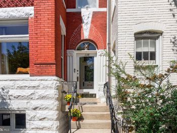 138 D Street SE