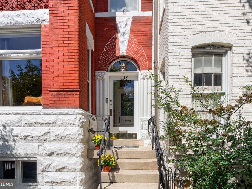 138 D Street SE, Washington DC 20003