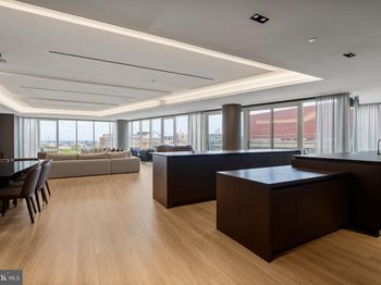 500 Walnut Street