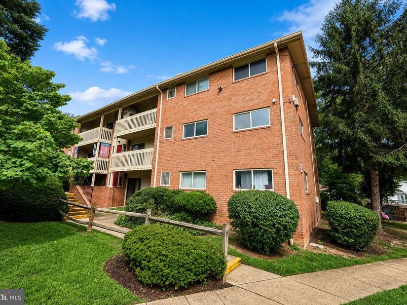 7451 Little River Turnpike 202, Annandale VA 22003