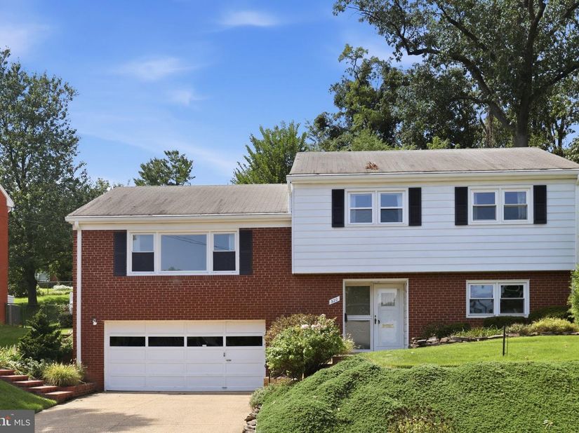 520 N Livingston Street, Arlington VA 22203