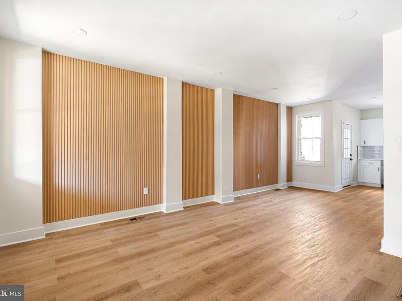 1633 S Lindenwood Street, Philadelphia PA 19143