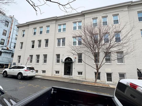 1745 Kalorama Road NW 101, Washington DC 20009