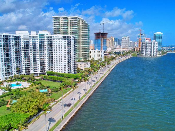 1701 S Flagler Drive 203, West Palm Beach FL 33401