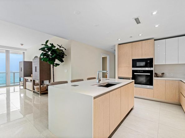 3100 N Ocean Drive 1804 P, Riviera Beach FL 33404