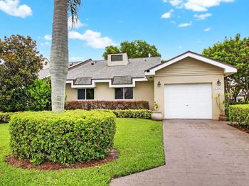 6858 Fountains Circle