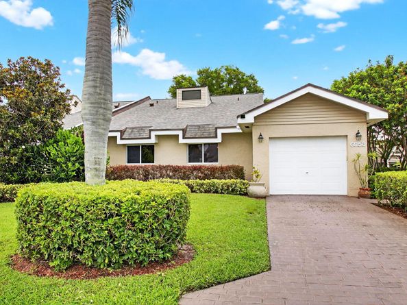 6858 Fountains Circle, Lake Worth FL 33467
