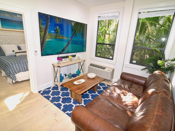 235 Sunrise Avenue 1005, Palm Beach FL 33480