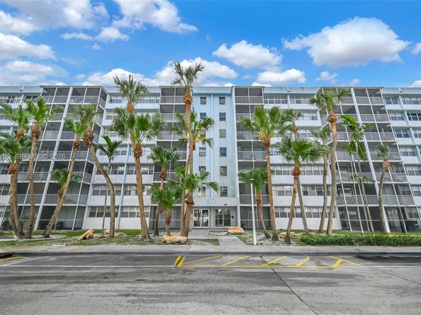 700 NW 214th Street 321, Miami Gardens FL 33169