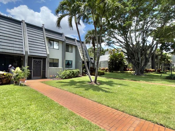 4807 Esedra Court, Lake Worth FL 33467