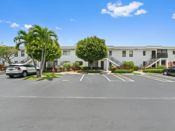 6586 Southurst Terrace 103, Delray Beach FL 33446