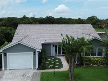 11 Holly Drive