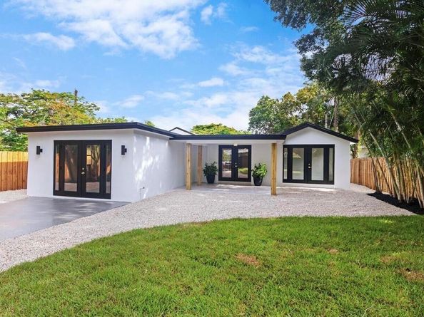 537 NE 14th Court, Fort Lauderdale FL 33304